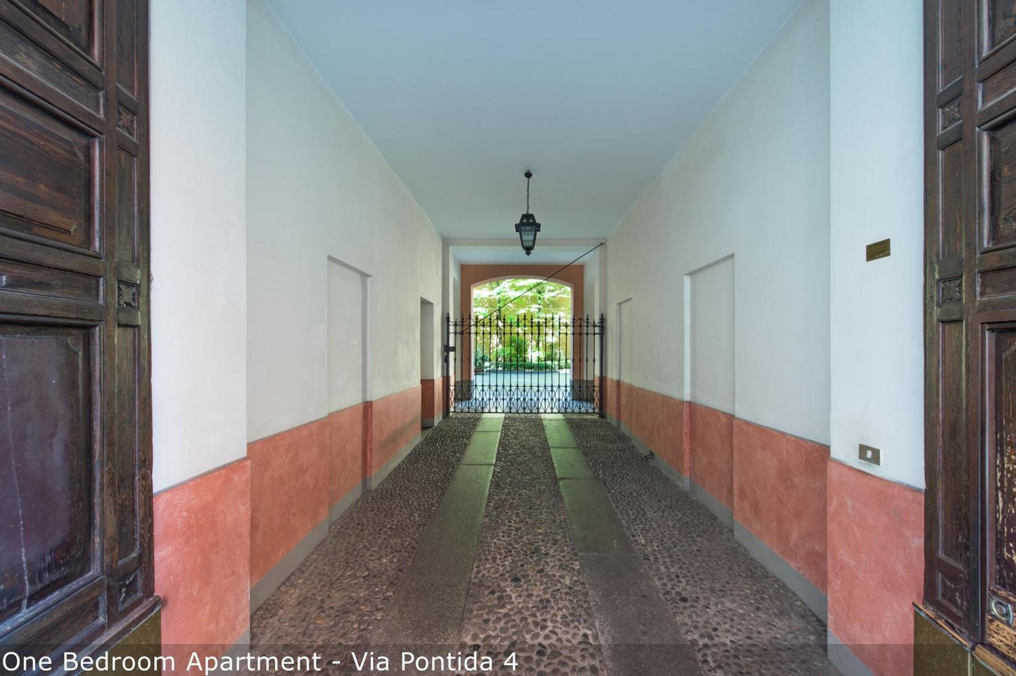 Brera Apartments In Porta Volta Милан Номер фото